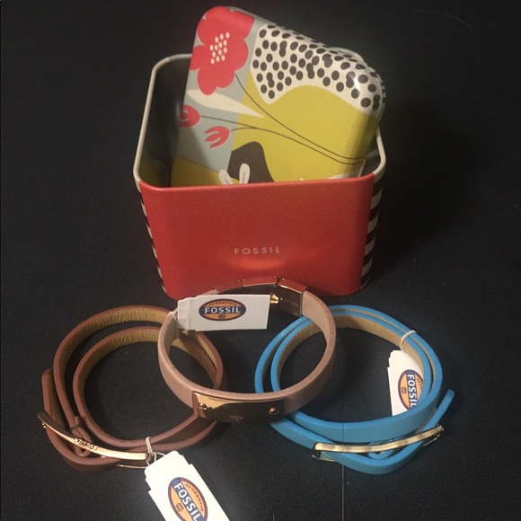 Fossil Leather Bracelets - Picture 2 of 8